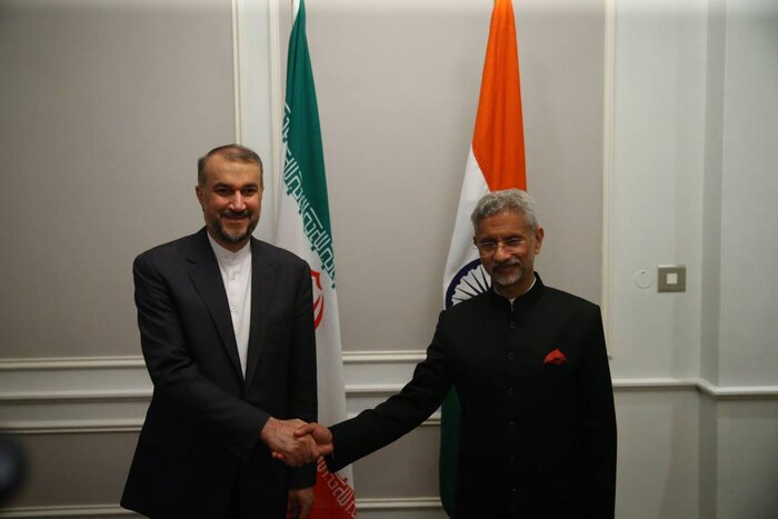 Iranian FM meets Saudi, Indian counterparts in Cape Town