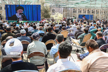 Discours du Guide suprême à l'occasion du 34ème anniversaire du décès de l'imam Khomeiny