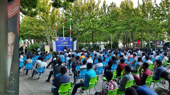 انقلاب اسلامی بزرگترین انقلاب جهان در عصر حاضر است