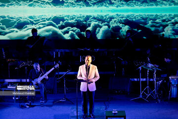 Alireza Ghorbani concert in Kish Island