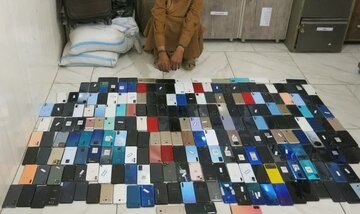 بیش از ۵۰۰ دستگاه تلفن همراه قاچاق و سرقتی در تایباد کشف شد