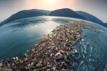 سلاجقه: شیوه‌نامه پلاستیک‌های زیست‌ تخریب‌پذیر نهایی شد 