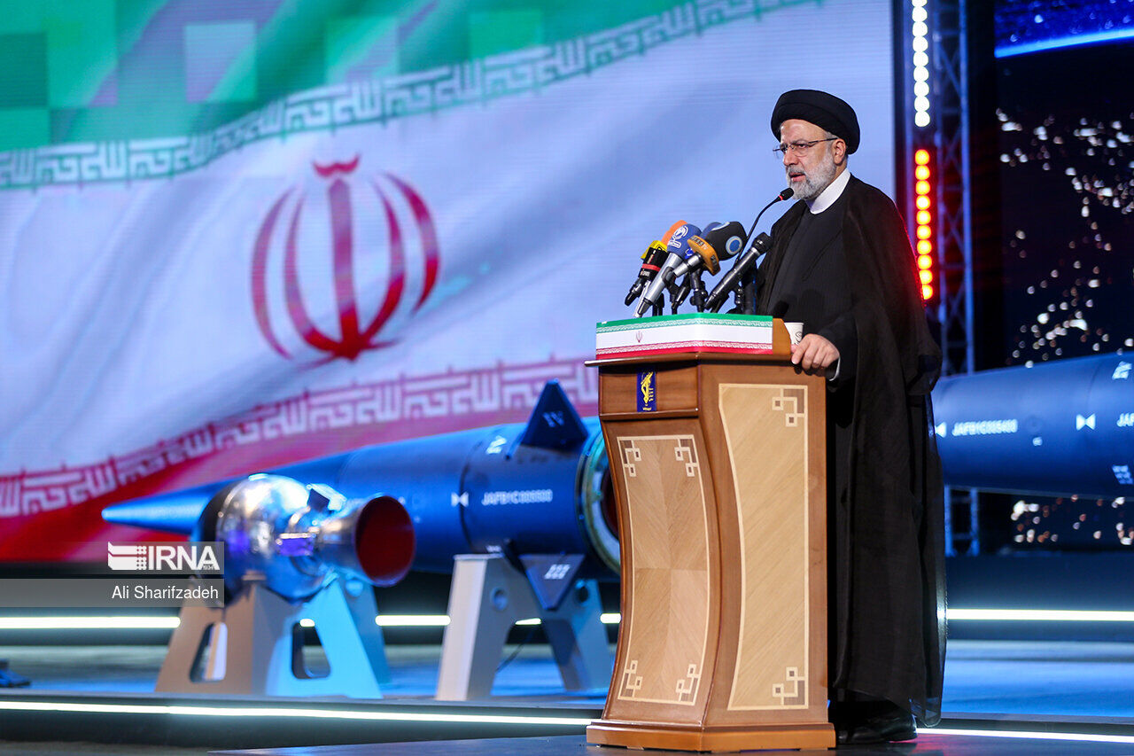 IRGC unveils home-made hypersonic missile Fattah