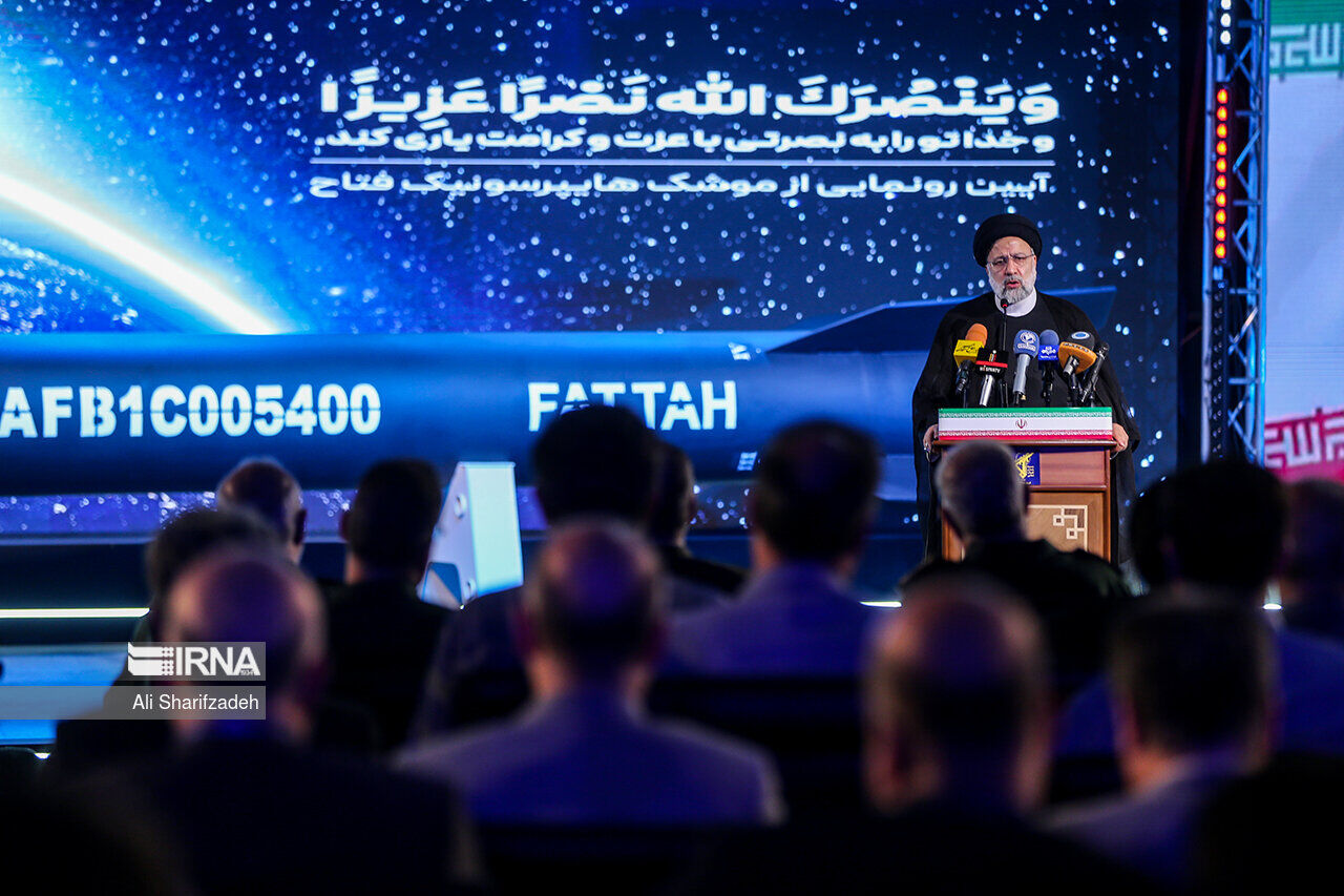 IRGC unveils home-made hypersonic missile Fattah