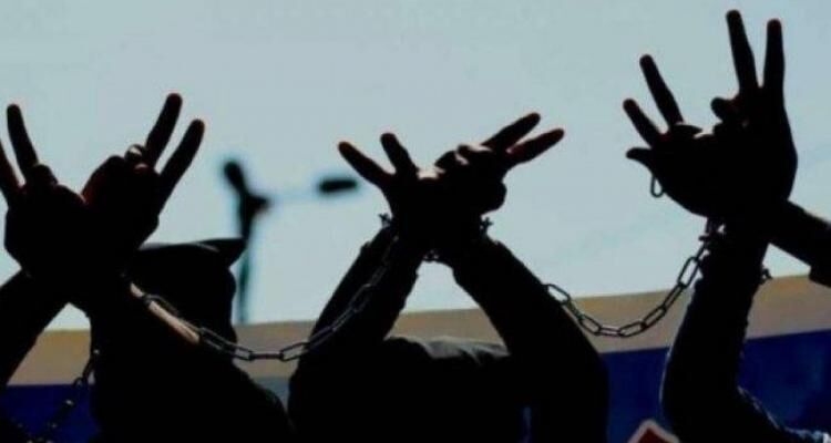 الأسرى بغزة یعقدون العزم لوضع حد لسياسة الاعتقال الإداري