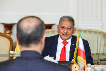 Rencontre entre les ministres iranien et Brunéien des Affaires étrangères