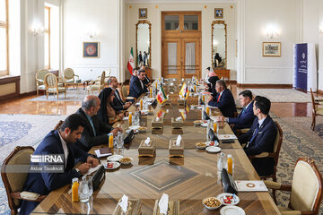 Rencontre entre les ministres iranien et Brunéien des Affaires étrangères