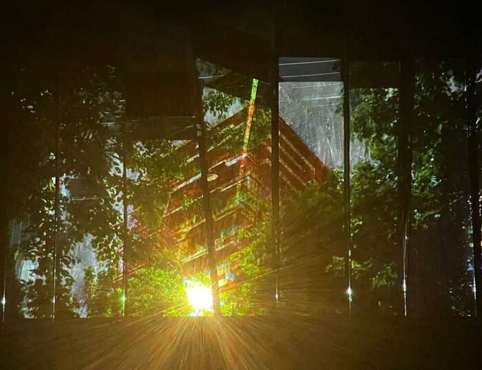 تماشای «کمدی آفتاب» و «خیالی از باغ» در گالریگردی خرداد