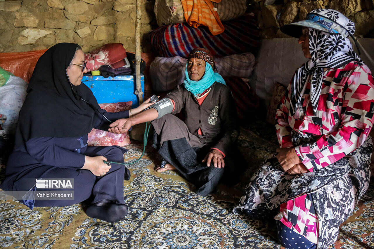 حدود چهار هزار زن روستایی و عشایری اصفهان تحت پوشش بیمه روستایی هستند