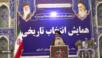 رهبری حکیمانه آیت الله خامنه‌ای با همان صلابت، قاطعیت و شجاعت دوران امام خمینی است