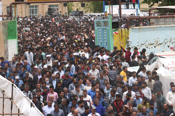 رییس جمهور: وقتی مردم به فعال شدن ظرفیتهای منطقه امیدوار باشند، مهاجرت نخواهند کرد