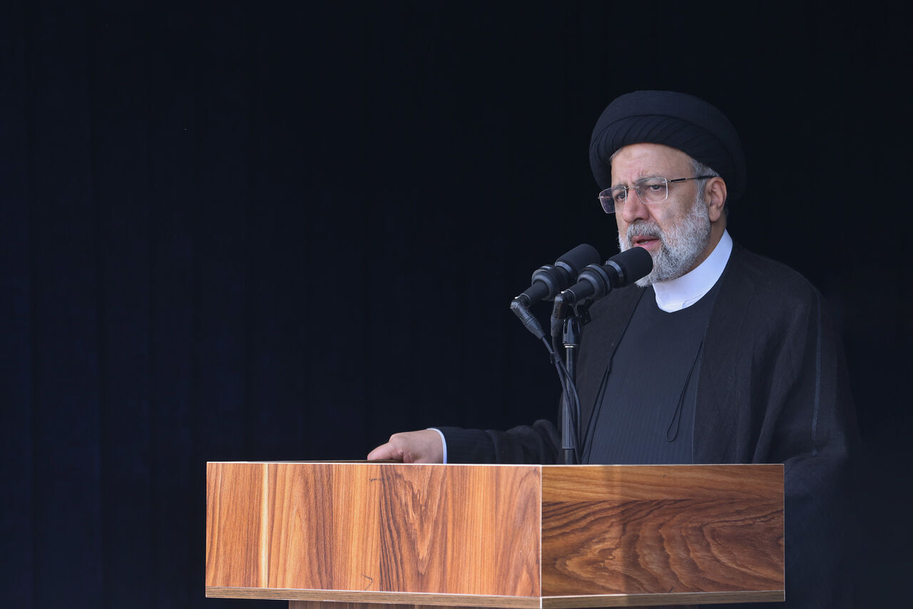 Azari people’s bond with Islam cannot be broken by conspiracies: President Raisi 