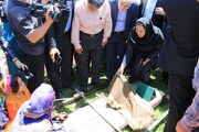 وزیر میراث‌ فرهنگی از صنایع‌ دستی روستایی و عشایری سمیرم بازدید کرد 