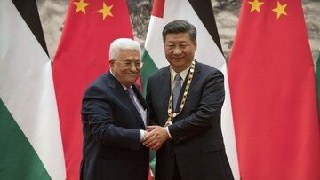 محمود عباس در راه پکن/ چین: همواره از حقوق ملت فلسطین حمایت می‌کنیم
