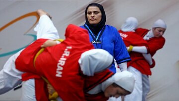 شیراز بر سکوی قهرمانی مسابقات کشتی آلیش بانوان فارس ایستاد