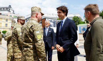 سفر اعلام نشده نخست‌وزیر کانادا به اوکراین 