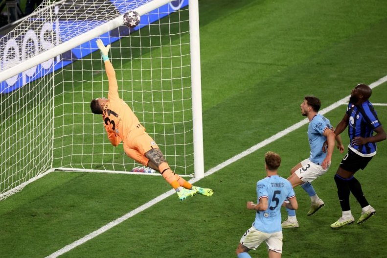 منچسترسیتی و پِپ بر بام اروپا؛ رویای سهگانه با شکست نراتزوری کامل شد