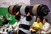 الايراني رضا قيطاسي بطلا في مسابقات اقوى رجل في اوزبكستان