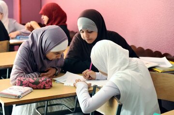 Port de l’abaya par les élèves musulmanes : la nouvelle fixation française