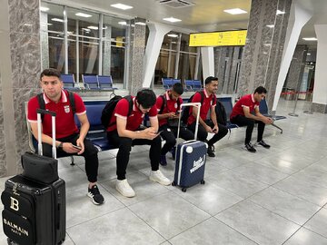 تیم ملی فوتبال ایران وارد قرقیزستان شد