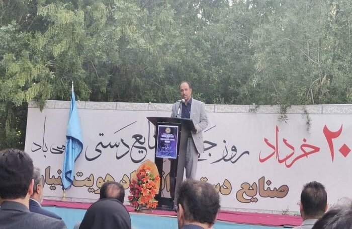 معاون استاندار: صنایع دستی استان کرمانشاه تجاریسازی شود