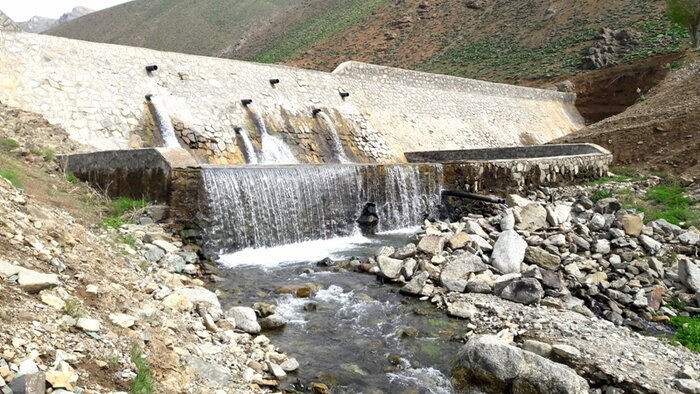 فرسایش خاک عامل اصلی بروز بحران در سیلاب جاده چالوس