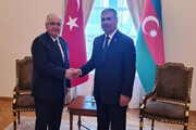 تاکید وزرای دفاع ترکیه و آذربایجان بر اجرای رزمایش‌های نظامی مشترک