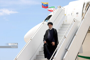 Raisi arrives in Caracas at start of Latin American tour