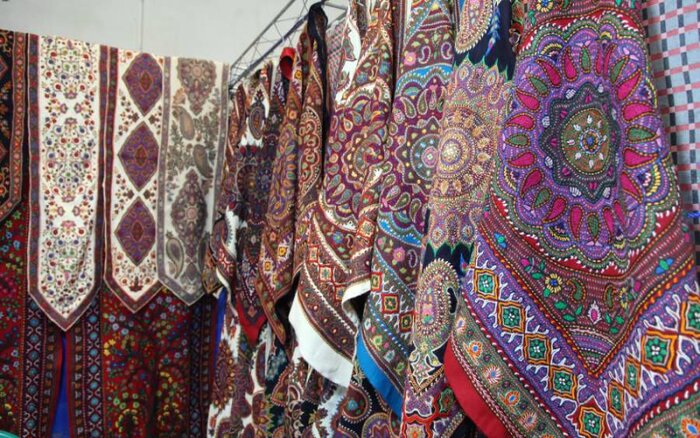 گرانی ۱۰۰ درصدی اجاره غرفههای کمرونق صنایع دستی در کرمان