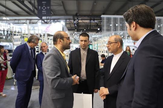 حضور فعال صنعت نساجی و پوشاک ایران در نمایشگاه نساجی اروپا