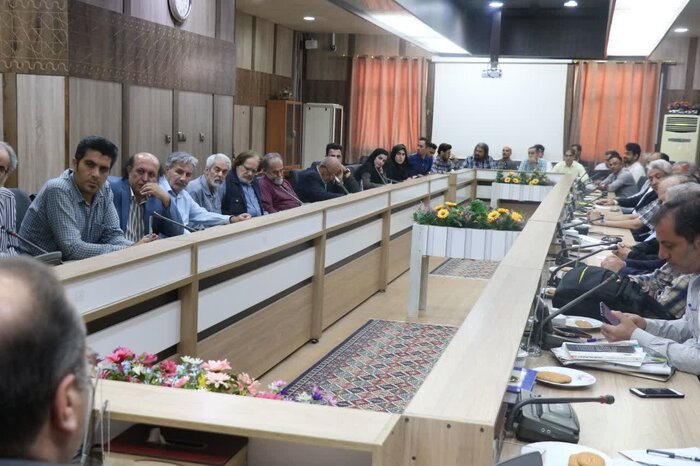 مدیرکل وزارت ارشاد پای درد و دل هنرمندان تئاتر خوزستان