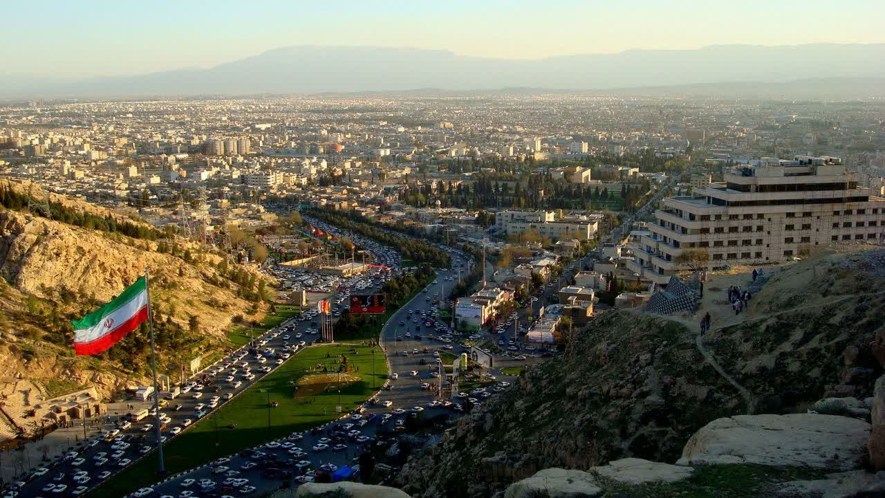 مطالبه مردم فارس : زمان قطعی برق اطلاع رسانی شود