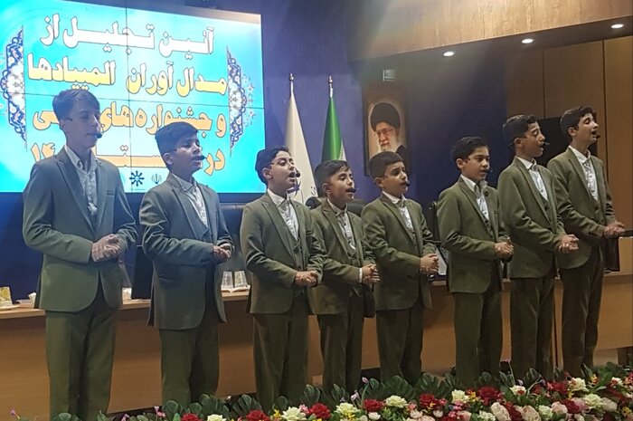 امیرآبادی: دولت با ارائه تسهیلات مانع مهاجرت نخبگان کشور شود