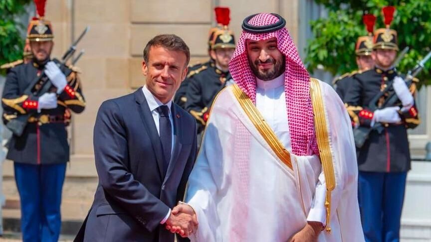 گفت وگوی ولیعهد عربستان و رئیس جمهور فرانسه درباره تحولات منطقه