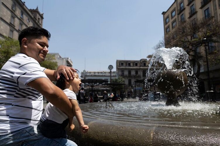 موج گرما در مکزیک؛ هشدار افزایش دما به بالای ۴۵ درجه و تایید فوت ۸ نفر