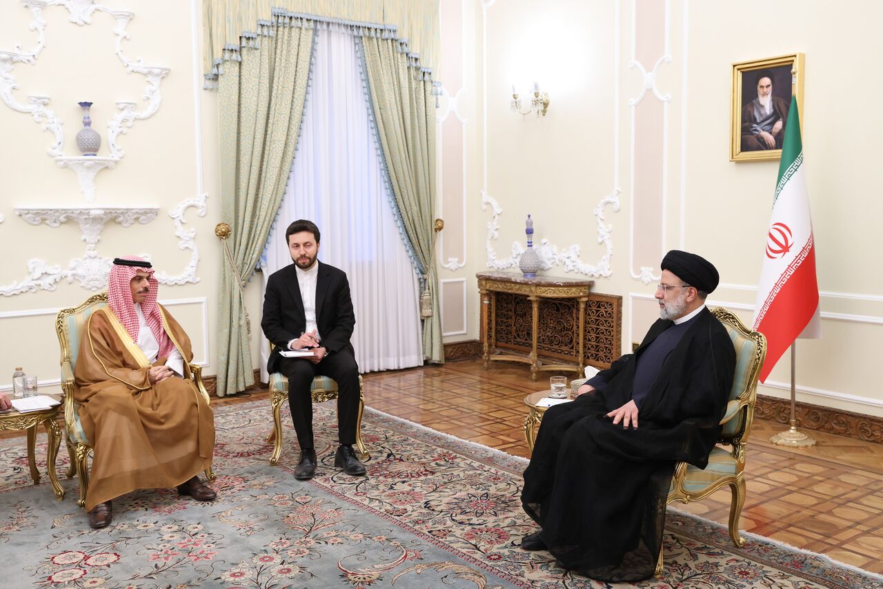 وزیر خارجه عربستان به دیدار رئیسی رفت