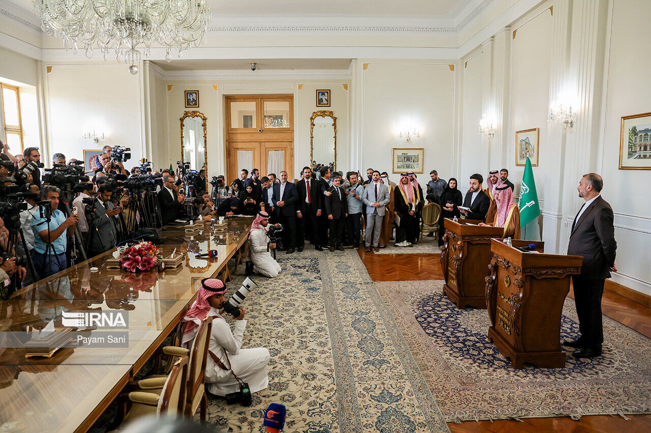 Un accord irano-saoudien sur la création de commissions politiques et économiques conjointes