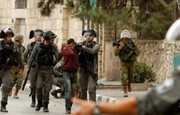 اعتقالات وإصابات خلال حملة مداهمات بالضفة الغربية
