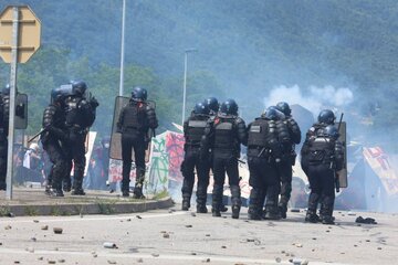 France : la manifestation des « écolos » contre le projet de tunnel Lyon-Turin