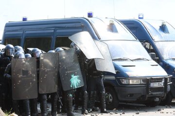 France : la manifestation des « écolos » contre le projet de tunnel Lyon-Turin