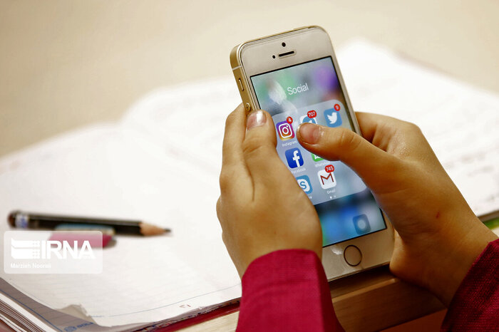 فضای مجازی و تهدید سلامت مادران؛ راهکار چیست؟