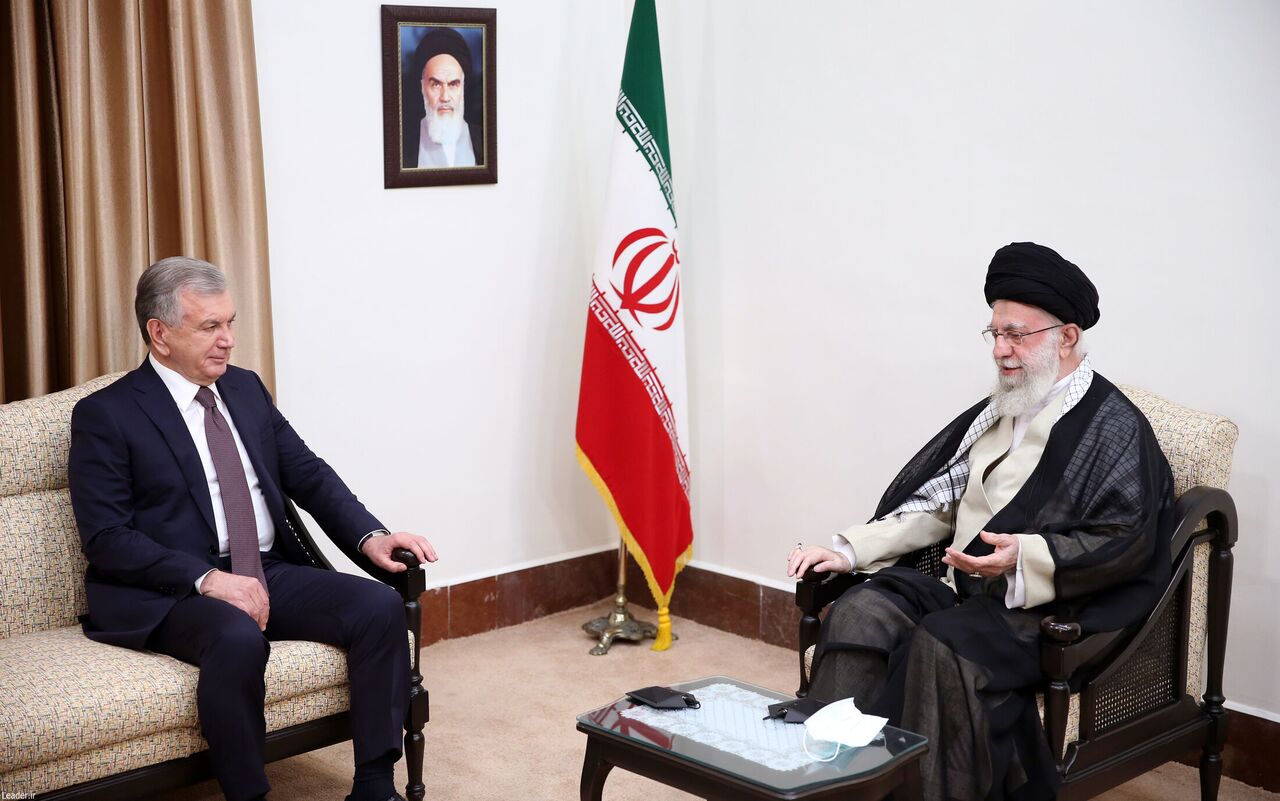 Revolutionsführer: Iran kann Usbekistan über Turkmenistan und Afghanistan mit offenen Gewässern verbinden