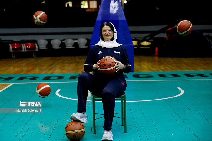 بازی در پست غیرتخصصی، دلیل افت کیفیت بسکتبالیست‌های زن ایرانی است