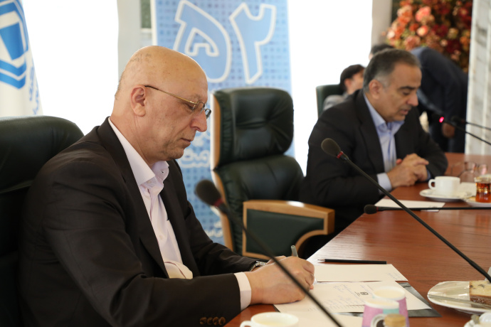 وزارت علوم و بیمه مرکزی تفاهمنامه همکاری امضا کردند