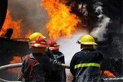 آتش سوزی در شهرک صنعتی شوش با گذشت پنج ساعت همچنان ادامه دارد