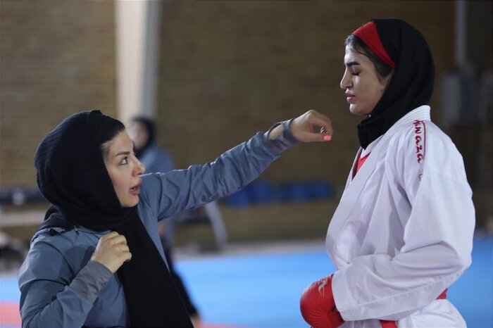 زنگنه: سعی میکنیم داشتههایمان بر کمبودها بچربد/ استرس موجب محتاط شدن نفرات میشود