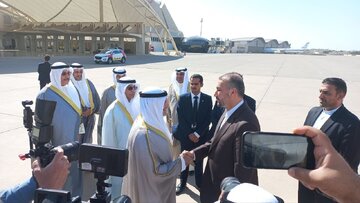 Le chef de la diplomatie iranienne arrive au Koweït