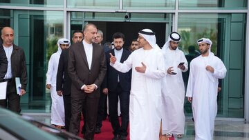 Téhéran et Abou Dhabi soulignent le développement encore davatage des coopérations dans divers domaines 
