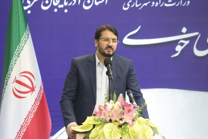 وزیر راه: زمینه استفاده کشورهای همسایه از ظرفیت ترانزیتی ایران فراهم شود