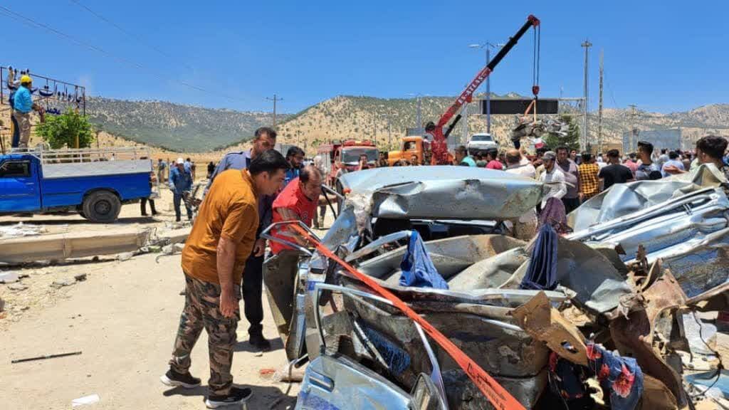 دادستانی دستور بازداشت  راننده تریلر تصادف خونین کهگیلویه و بویراحمد را صادر کرد